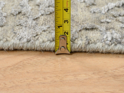 Modern / Contemporary hand-knotted wool/silk rug in Beige, 2' x 2'10" — SKU O063891 (view 7)