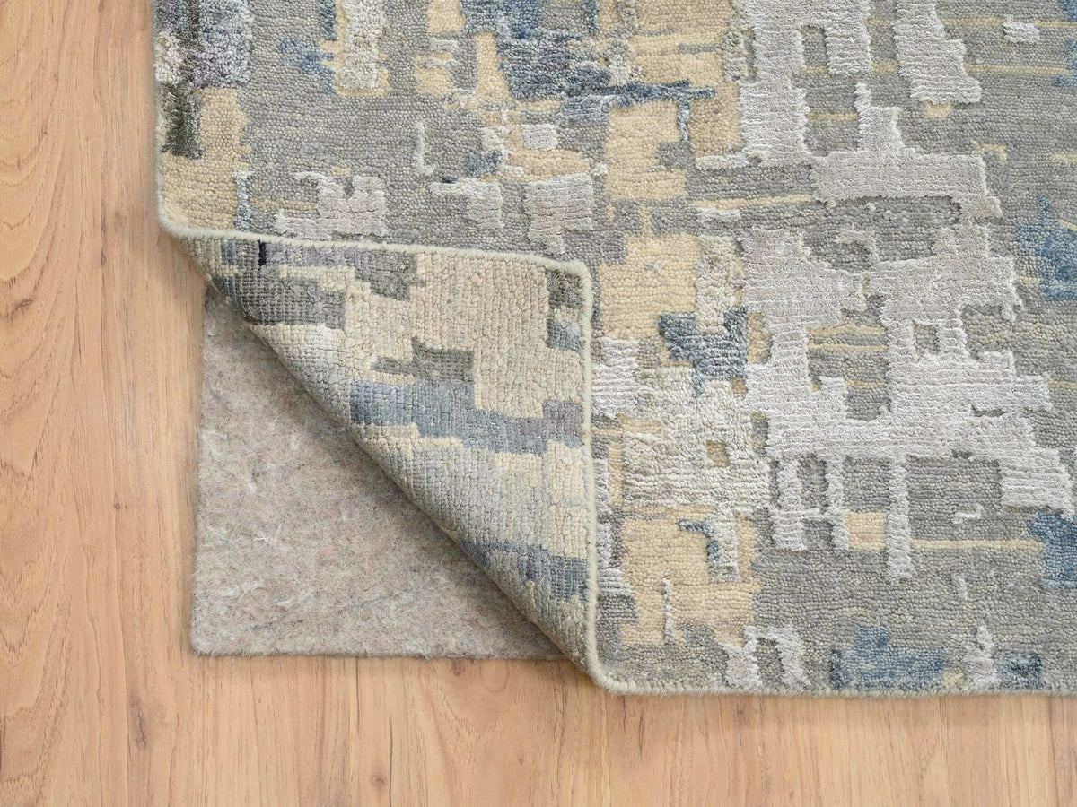 Modern / Contemporary hand-knotted wool/silk rug in Beige, 12' x 17'9" — SKU O063895 (view 4)