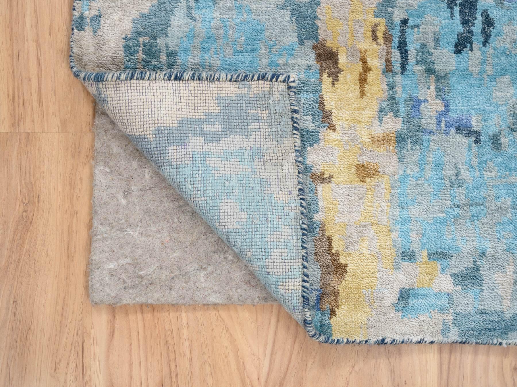 Modern / Contemporary hand-knotted wool/silk runner in Blue, 2'8" x 9'9" — SKU O063910 (view 3)