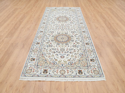 Ivory 4'2" x 10'1" Fine Oriental Hand knotted Wool Rug - Sku: O063964
