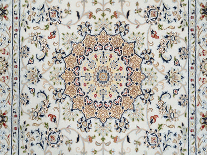 Ivory 4'2" x 10'1" Fine Oriental Hand knotted Wool Rug - Sku: O063964