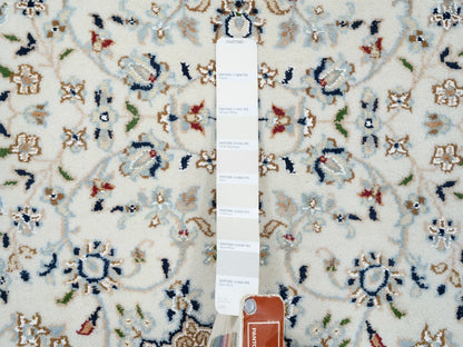 Ivory 2'8" x 13'3" Fine Oriental Hand knotted Wool Rug - Sku: O063975