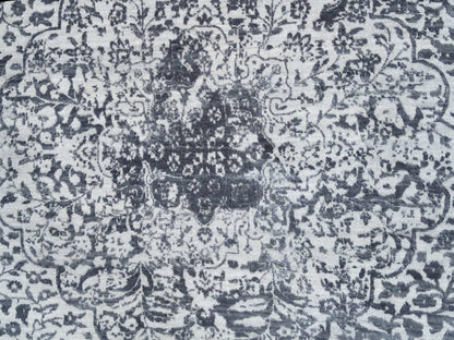 Grey 9'9" x 9'9" Transitional Hand knotted Wool/Silk Rug - Sku: O064059