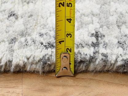 Ivory 2'6" x 20'0" Modern and Contemporary Hand knotted Wool Rug - Sku: O064138