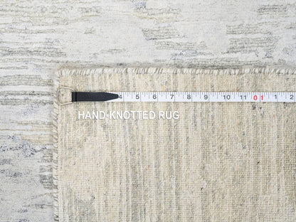Grey 2'7" x 8'2" Modern / Contemporary Hand knotted Wool Rug - Sku: O064147