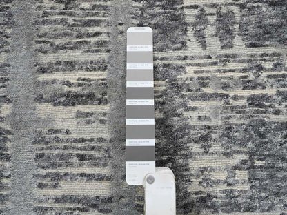 Grey 4'1" x 12'0" Modern / Contemporary Hand knotted Wool Rug - Sku: O064156