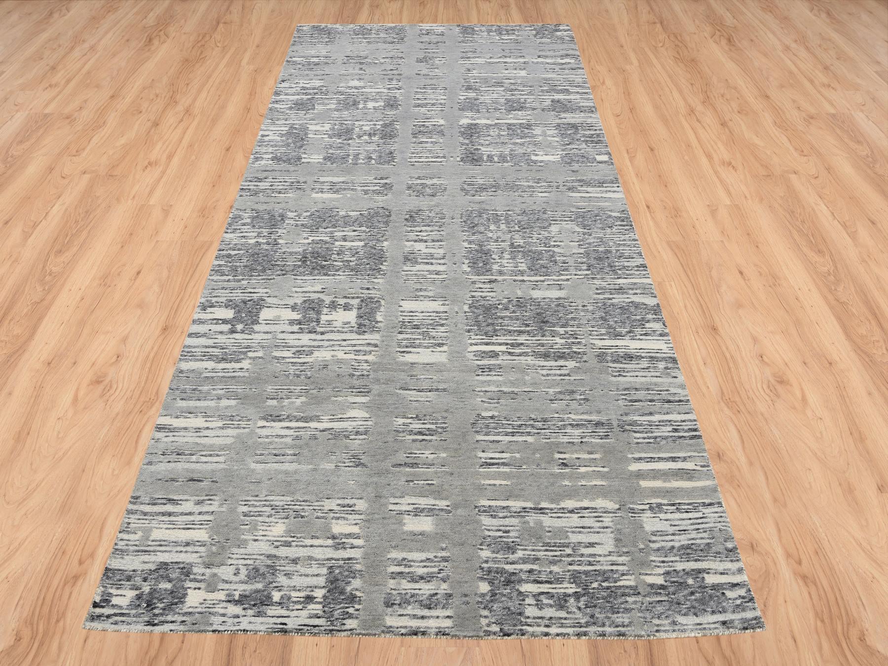 Gray 4'2" x 10'1" Modern / Contemporary Hand knotted Wool Rug - Sku: O064157