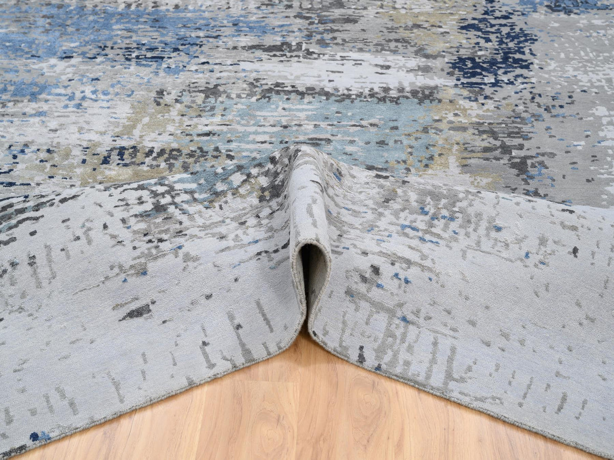 Modern / Contemporary hand-knotted wool/silk rug in Gray, 7'10" x 10' — SKU O064184 (view 6)