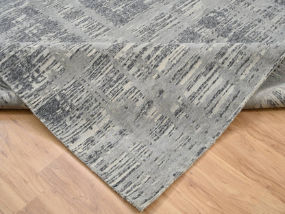Grey 8'1" x 8'2" Modern / Contemporary Hand knotted Wool Rug - Sku: O064233