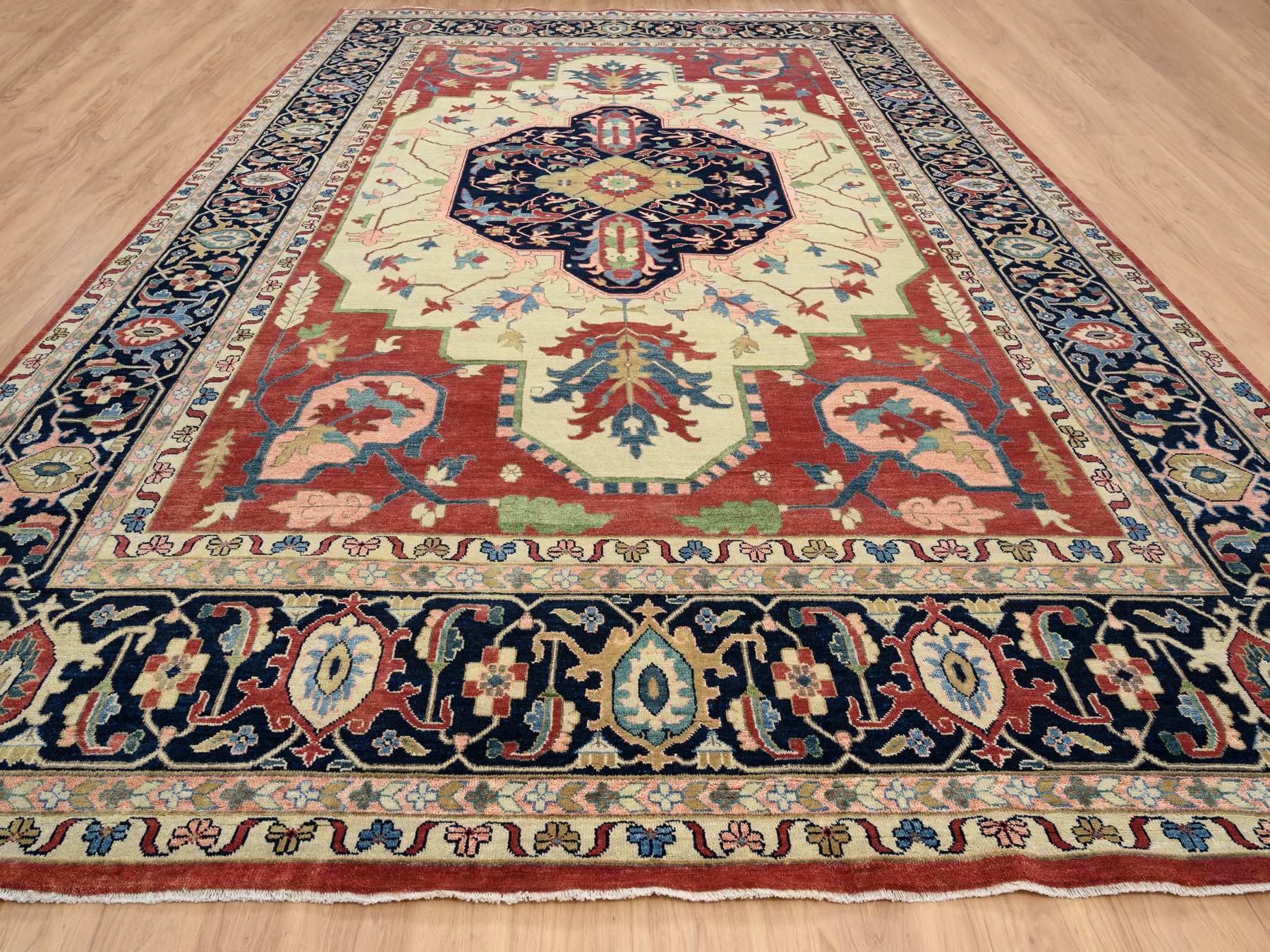 Heriz Heriz hand-knotted wool rug in Ivory & Navy Blue, 11'9" x 17'10" — SKU O064244 (view 2)