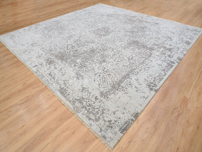 Transitional hand-knotted wool/pure silk rug in Gray, 12' x 12' — SKU O064320 (view 3)