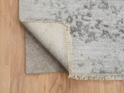 Transitional hand-knotted wool/pure silk rug in Gray, 12' x 12' — SKU O064320 (view 4)