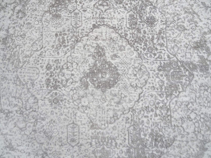 Transitional hand-knotted wool/pure silk rug in Gray, 6'7" x 6'7" — SKU O064322 (view 5)