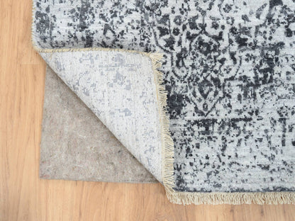 Transitional hand-knotted wool/pure silk runner in Gray, 2'7" x 8'2" — SKU O064324 (view 3)