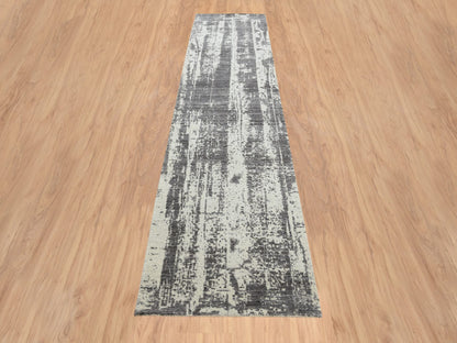 Black 2'6" x 11'10" Modern and Contemporary Handloom Wool/Silk Rug - Sku: O064327