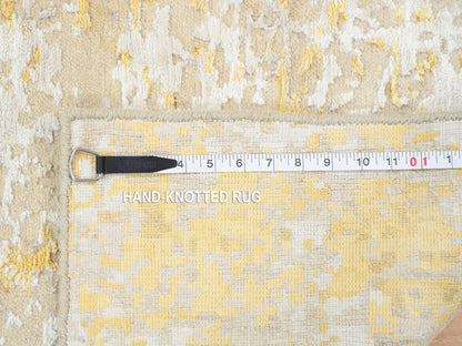 Beige 2'0" x 2'9" Modern and Contemporary Hand knotted Wool/Silk Rug - Sku: O064344