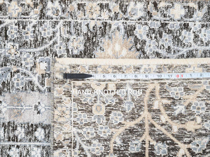 Black 2'7" x 8'3" Transitional Hand knotted Wool/Silk Rug - Sku: O064422