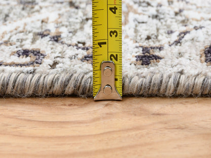 Brown 2'1" x 3'0" Transitional Hand knotted Wool/Silk Rug - Sku: O064427