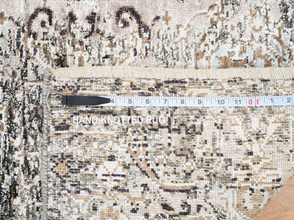Brown 2'1" x 3'0" Transitional Hand knotted Wool/Silk Rug - Sku: O064427