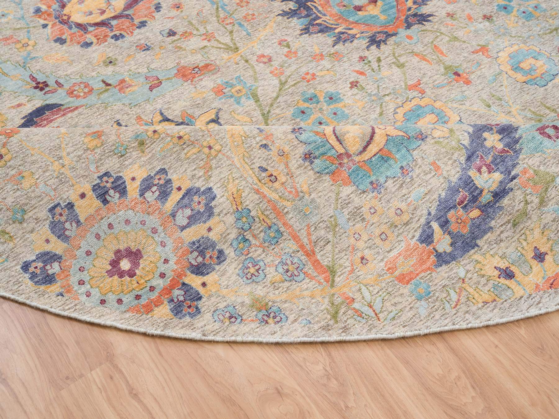 Transitional hand-knotted wool/silk rug in Ivory, 13'7" x 13'7" — SKU O064436 (view 6)