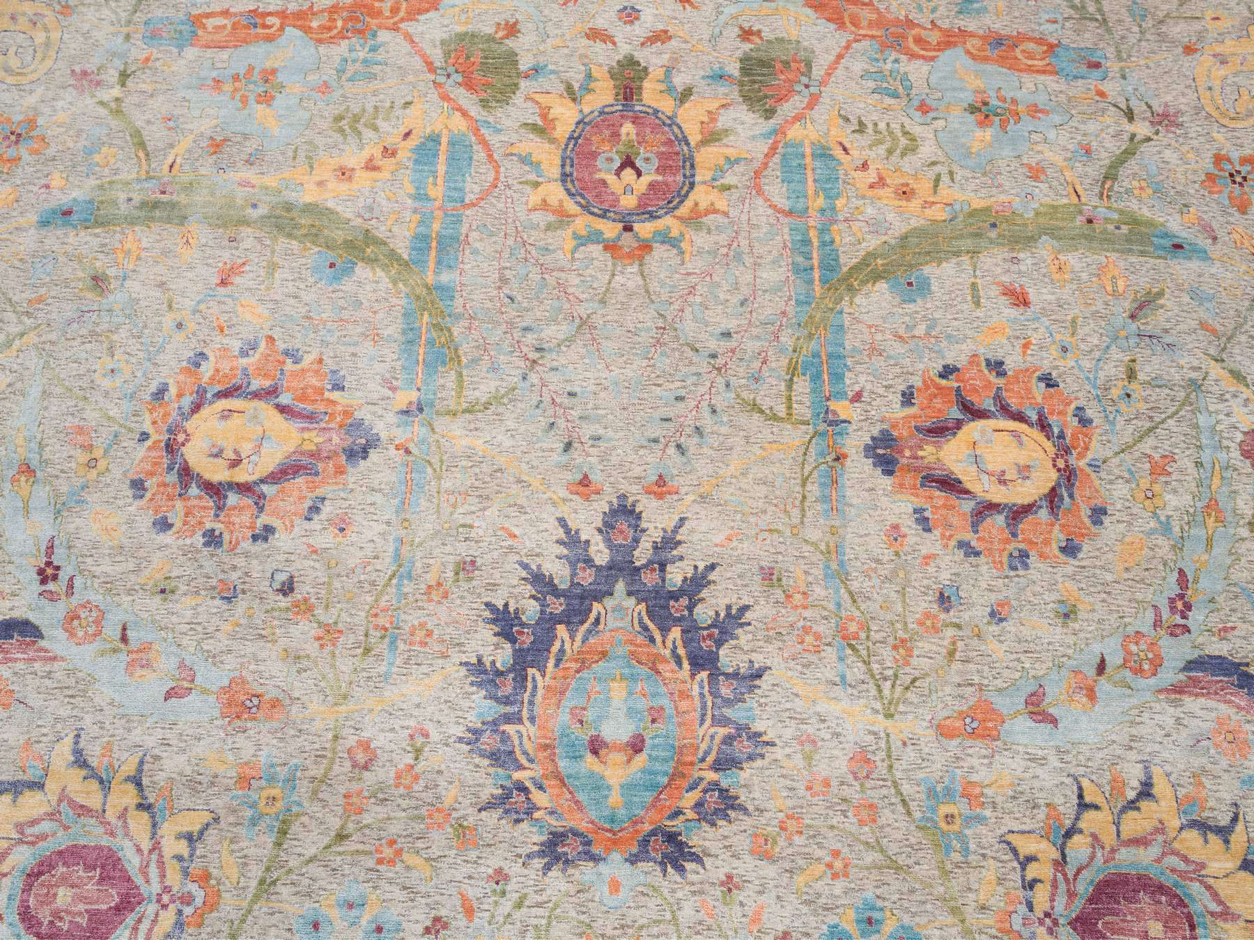 Transitional hand-knotted wool/silk rug in Ivory, 13'7" x 13'7" — SKU O064436 (view 8)