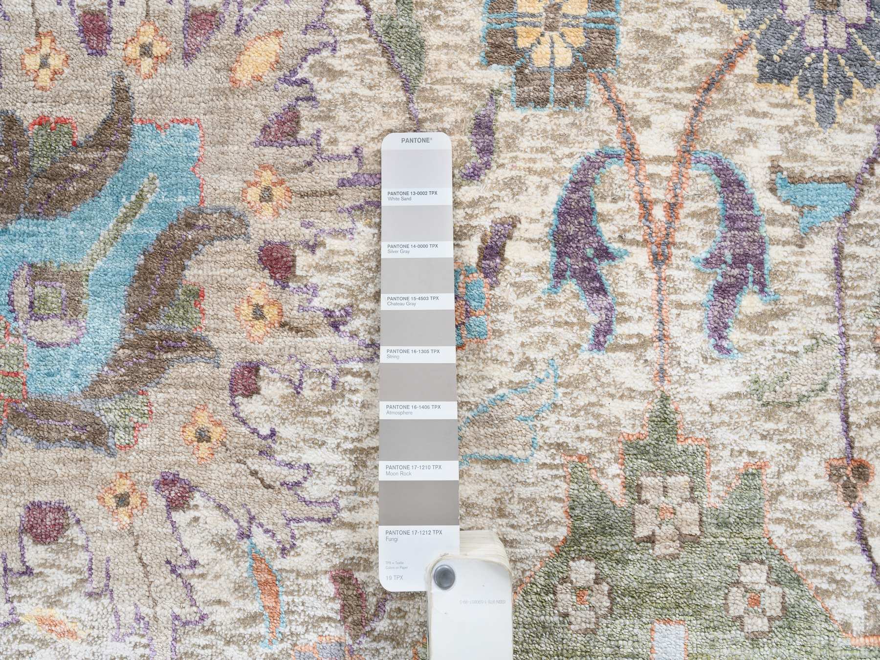 Tabriz Transitional hand-knotted wool/silk rug in Multicolored & Ivory, 14'1" x 14'1" — SKU O064443 (view 7)