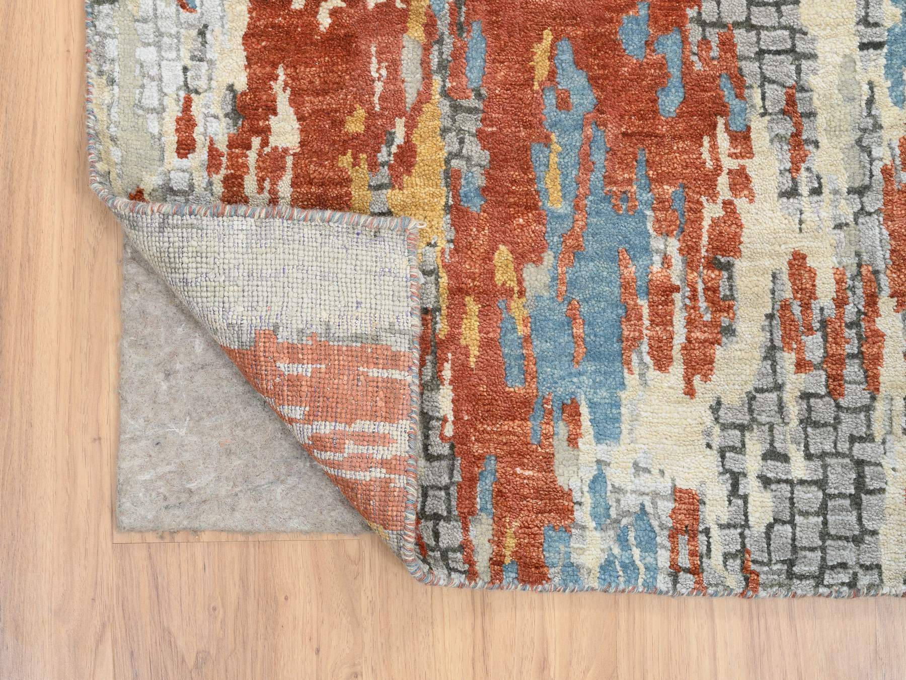 Modern / Contemporary hand-knotted wool/silk runner in Orange, 2'6" x 17'8" — SKU O064539 (view 3)