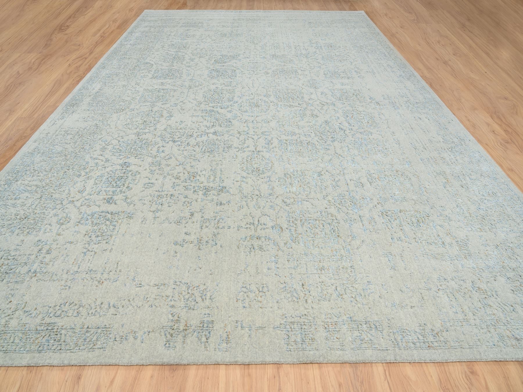 Tabriz Transitional hand-knotted wool rug in Blue, 12' x 17'10" — SKU O064545 (view 2)