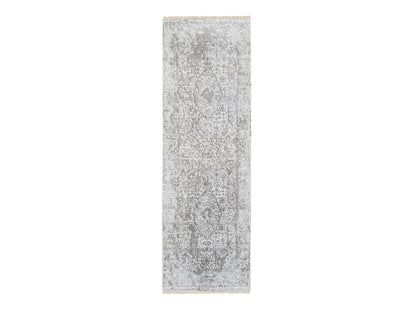 Grey 2'6" x 8'0" Transitional Hand knotted Wool/Silk Rug - Sku: O064600