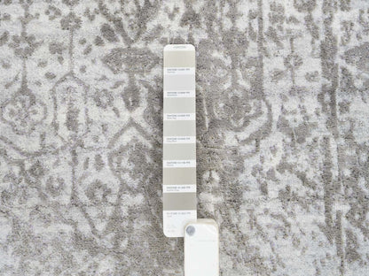 Transitional hand-knotted wool/silk runner in Gray, 2'6" x 8' — SKU O064600 (view 4)