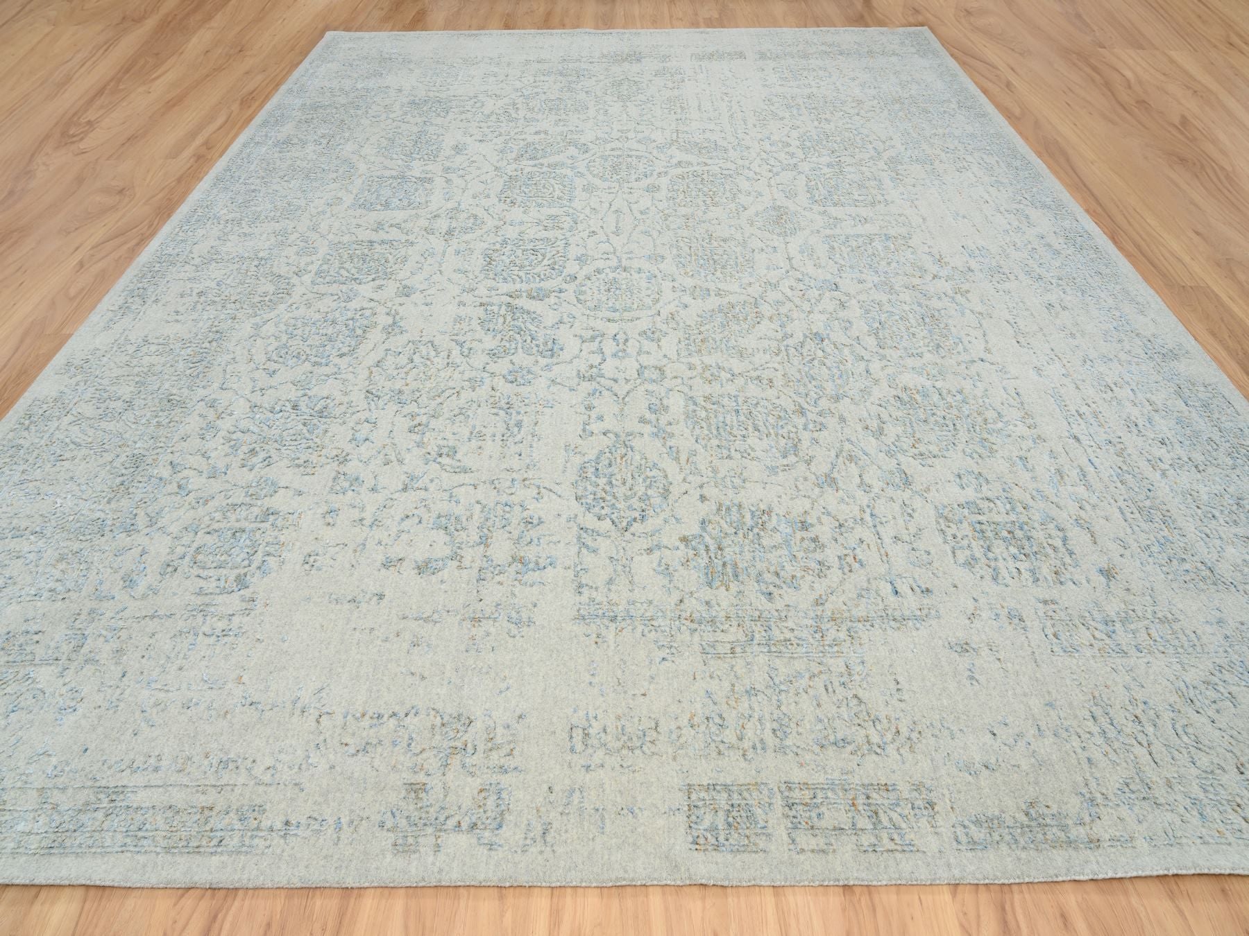 Tabriz Transitional hand-knotted wool/silk rug in Blue, 12' x 15'1" — SKU O064604 (view 2)