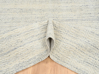 Beige 5'10" x 9'0" Modern and Contemporary Handloom Wool Rug - Sku: O064606