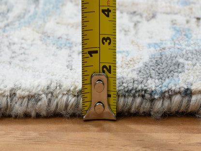 Transitional hand-knotted wool/silk runner in Ivory, 2'6" x 18'1" — SKU O064652 (view 7)