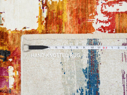 Modern / Contemporary hand-knotted wool/silk rug in Multicolored, 3' x 5' — SKU O064680 (view 8)