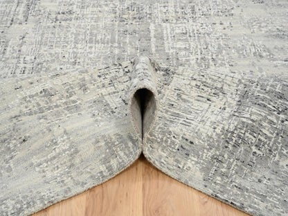 Modern / Contemporary hand-knotted wool runner in Gray, 6' x 11'10" — SKU O064688 (view 5)