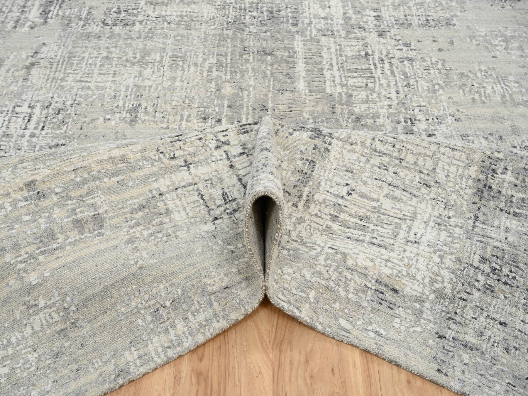 Modern / Contemporary hand-knotted wool runner in Gray, 8'1" x 16' — SKU O064689 (view 5)