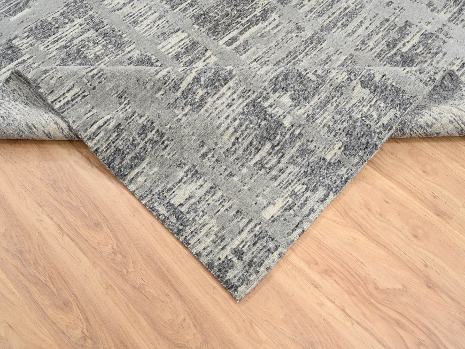 Modern / Contemporary hand-knotted wool runner in Gray, 6'2" x 12' — SKU O064691 (view 6)