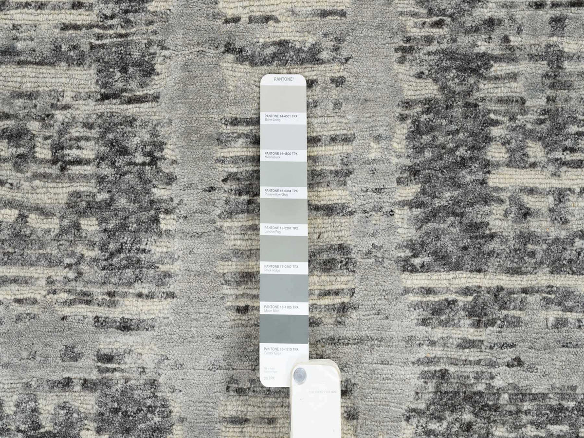 Modern / Contemporary hand-knotted wool runner in Gray, 6'2" x 12' — SKU O064691 (view 7)