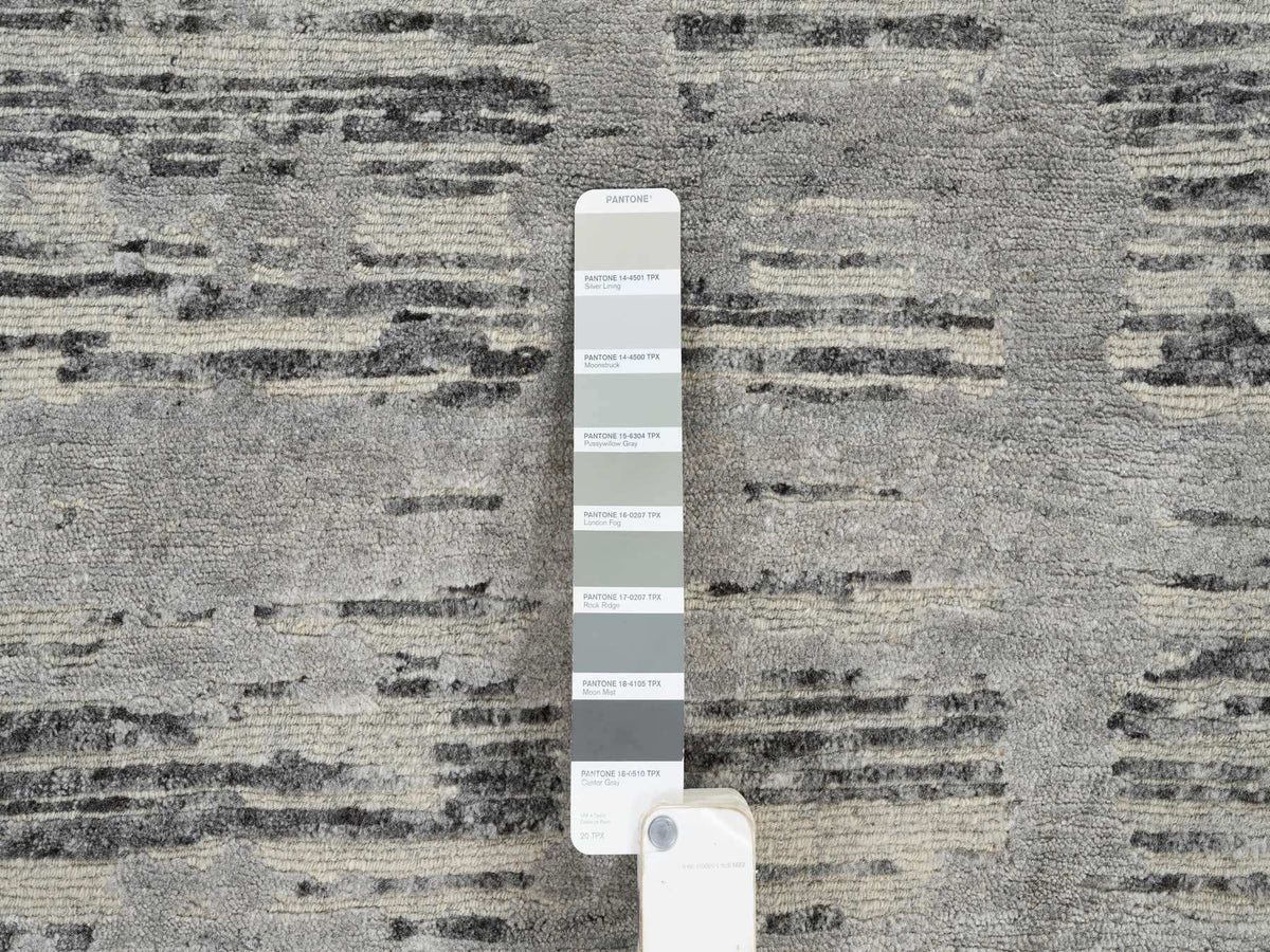 Modern / Contemporary hand-knotted wool runner in Gray, 2'6" x 22' — SKU O064695 (view 4)