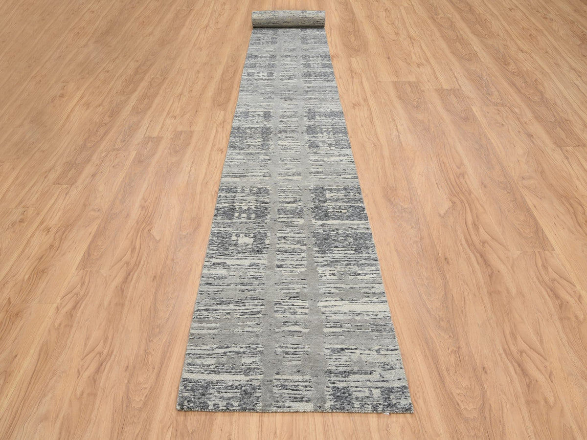 Modern / Contemporary hand-knotted wool runner in Gray, 2'7" x 23'8" — SKU O064696 (view 2)