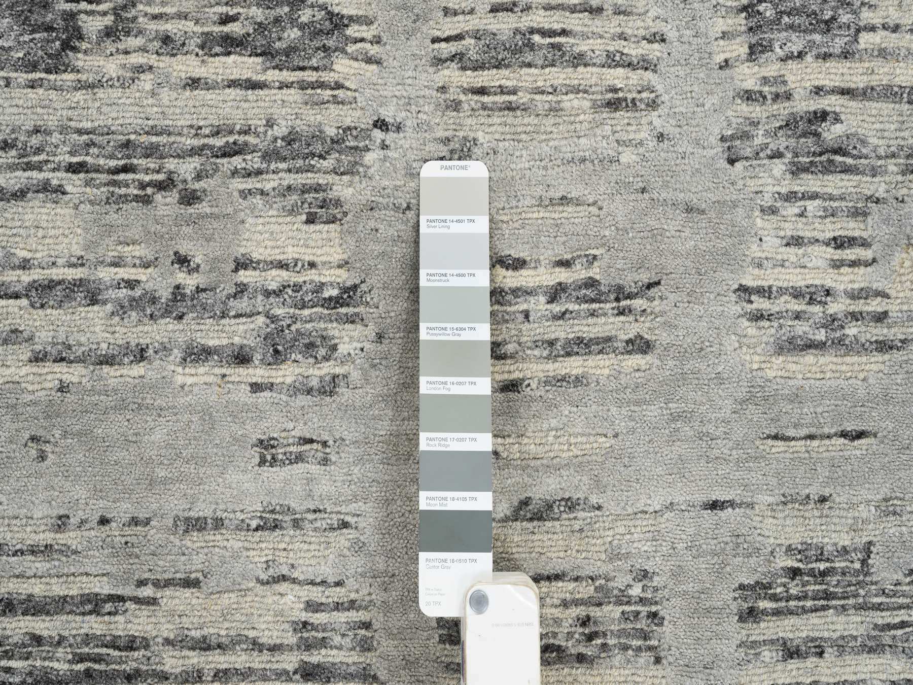 Modern / Contemporary hand-knotted wool runner in Gray, 2'7" x 23'8" — SKU O064696 (view 4)
