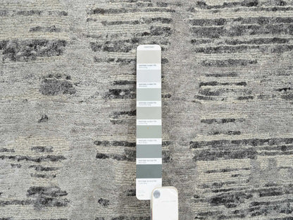 Modern / Contemporary hand-knotted wool runner in Gray, 2'6" x 20' — SKU O064697 (view 4)