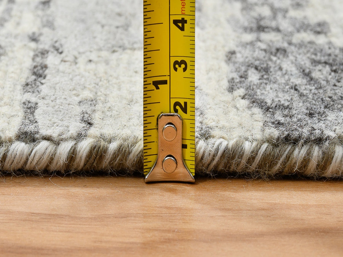 Modern / Contemporary hand-knotted wool runner in Gray, 2'6" x 20' — SKU O064697 (view 7)