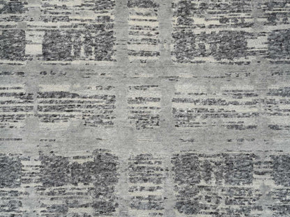 Modern / Contemporary hand-knotted wool rug in Gray, 9'2" x 11'10" — SKU O064704 (view 8)