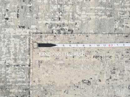 Modern / Contemporary hand-knotted wool runner in Gray, 2'7" x 6' — SKU O064705 (view 8)