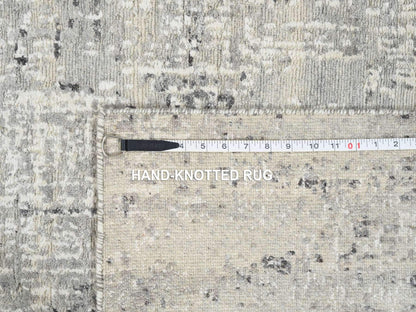 Grey 2'6" x 6'0" Modern / Contemporary Hand knotted Wool Rug - Sku: O064707
