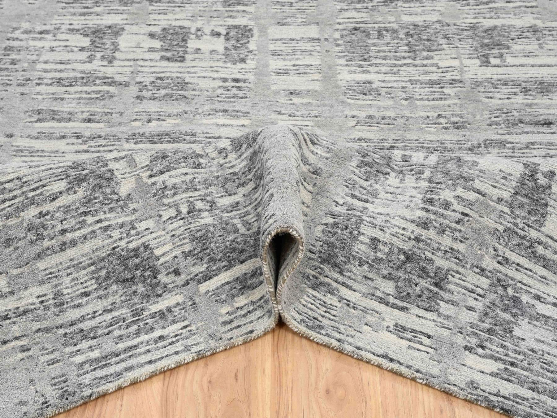 Modern / Contemporary hand-knotted wool rug in Gray, 13'7" x 14' — SKU O064710 (view 5)