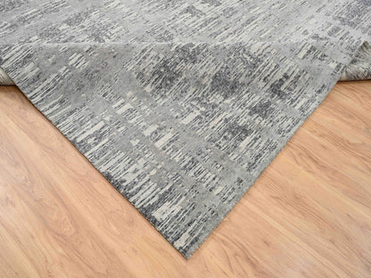 Modern / Contemporary hand-knotted wool rug in Gray, 13'7" x 14' — SKU O064710 (view 6)