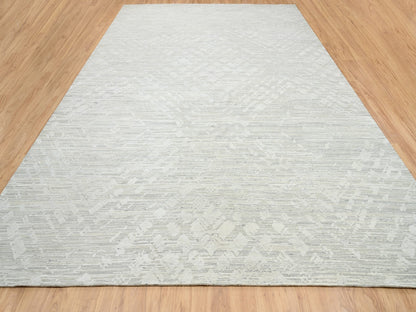 Modern / Contemporary hand-knotted wool rug in Gray, 14' x 19'9" — SKU O064712 (view 2)