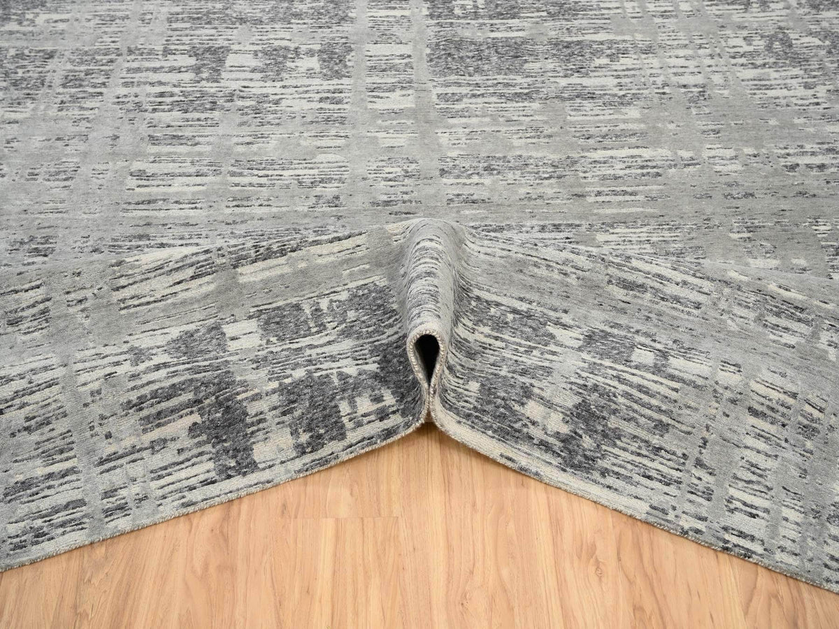 Modern / Contemporary hand-knotted wool rug in Gray, 12' x 18'3" — SKU O064714 (view 5)